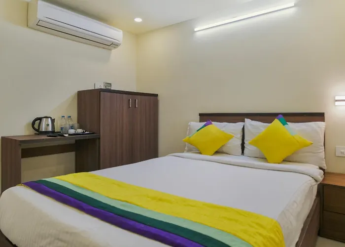 Itsy Hotels N Square
